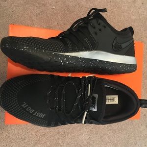 Nike trainers brand new size 7 women